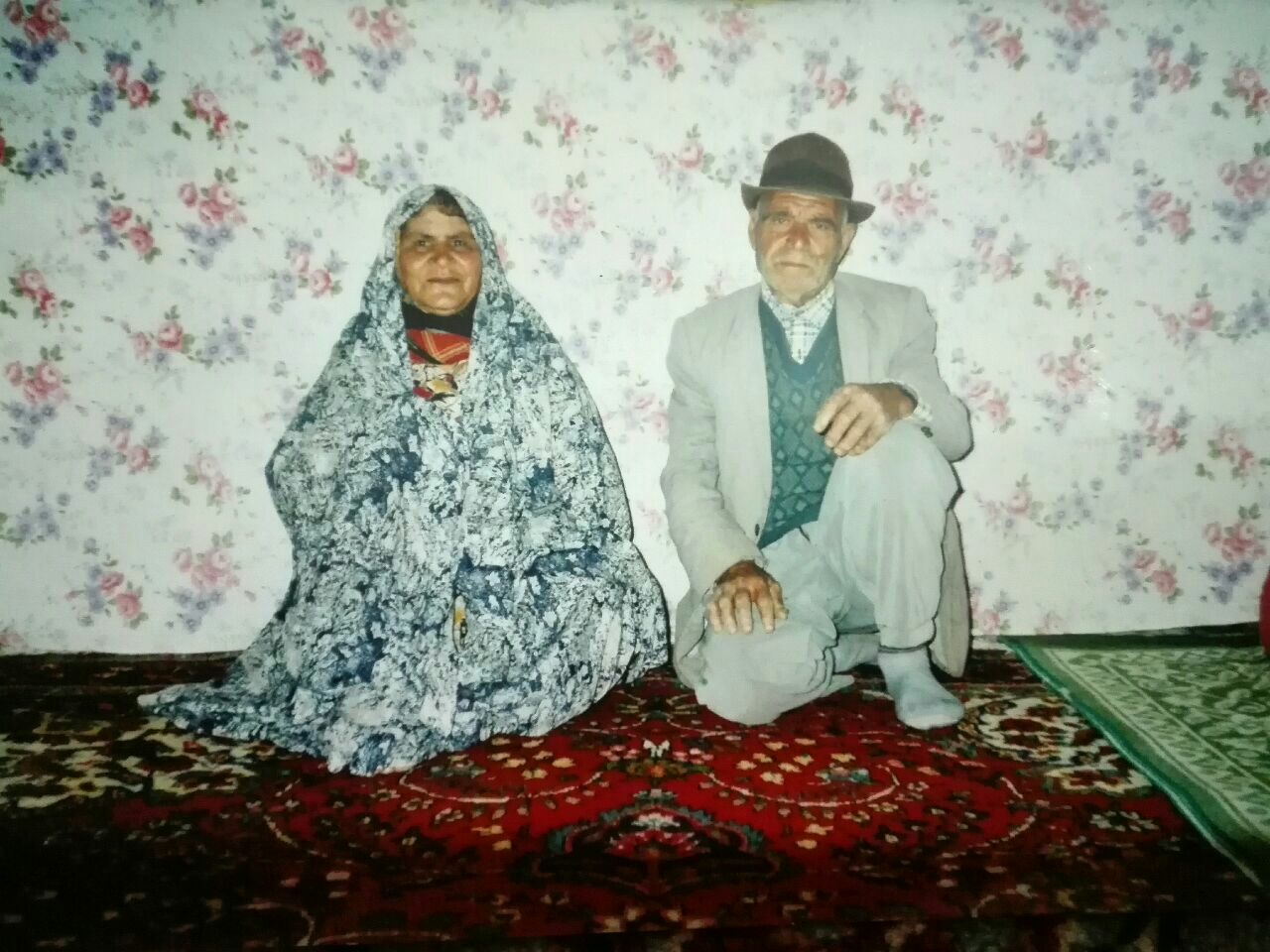 عباس باقرثانی و همسرشان
